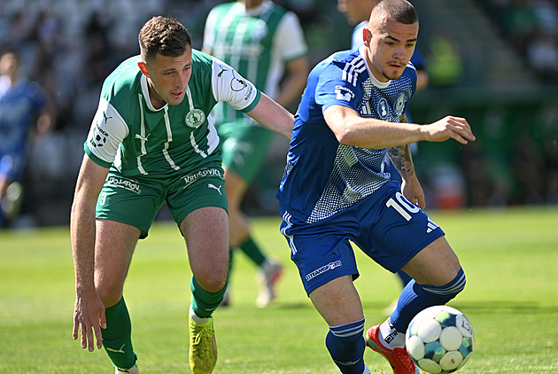 ONLINE: Bohemians - Sigma 0:1, hosté jsou stále ve vedení, Lischkův gól neplatí