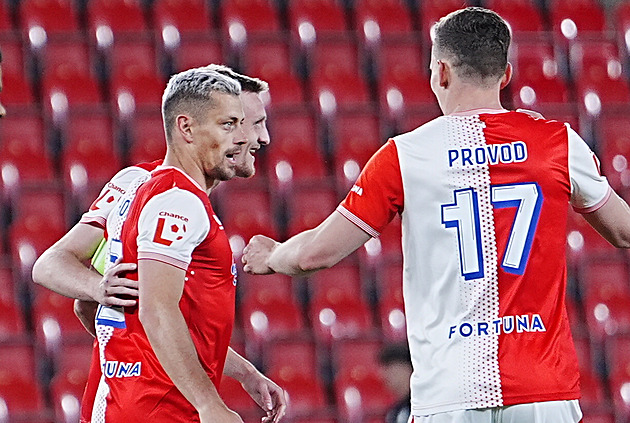 Nejtěžší titul, po derby jsem byl zlomený, řekl Holeš. Provodovi dal košem