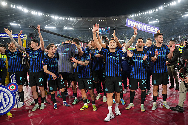 Inter má double. Po italské lize ovládl i domácí pohár, ve finále přemohl Lazio