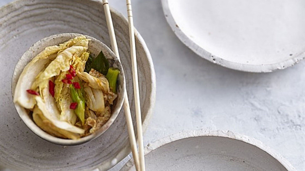 Domácí kimchi: Levný přírodní elixír, který pálí tuky a stojí pár korun