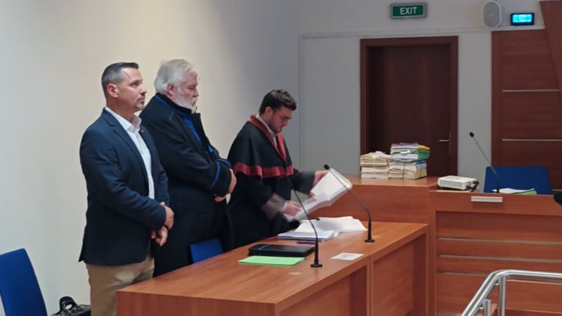 Voják v Brně zaútočil nožem na generála. Opilý z místa ujel, u soudu přijal trest