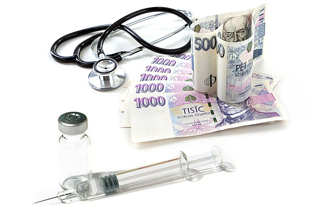 Revoluce v bílém plášti: Jak pokrok medicíny za 25 let změnil životní pojištění