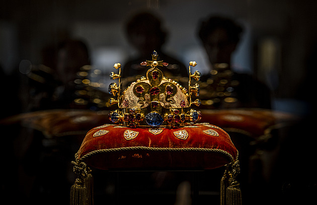 Bižuterie císaře Ferdinanda I. Jak se za Habsburků proměnily korunovační klenoty