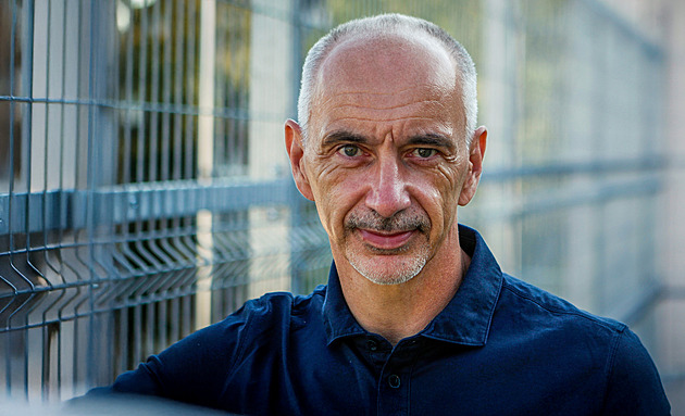 Hýbat nohama neumím. Radši nabízím reformu, řekl Martin Kuba před volbami