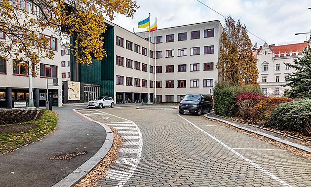 Volby 2026 v Hradci Králové: kdo kandiduje na primátora a do Senátu