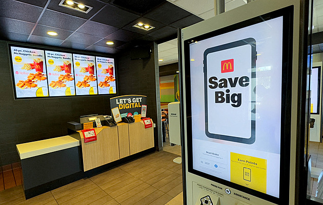 McDonald’s čelí žalobě kvůli AI. Ceny si určují franšízanti, brání se řetězec