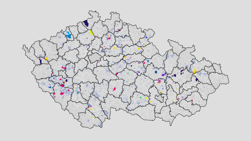 Jak volili vaši sousedé? MAPA ukazuje průběžné výsledky voleb ve všech obcích v Česku